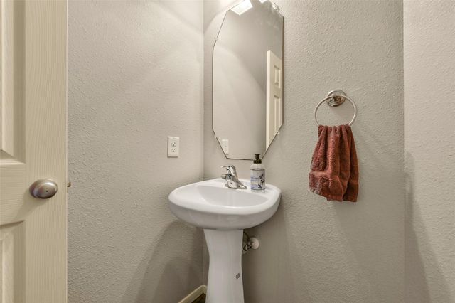 4602 E Meadow Drive, Deer Park, TX 77536