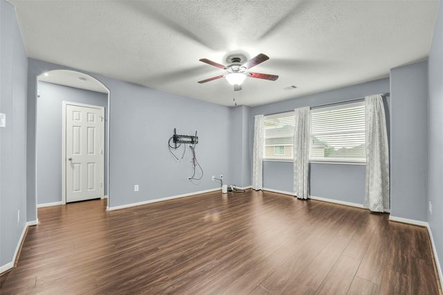 4602 E Meadow Drive, Deer Park, TX 77536