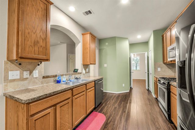 4602 E Meadow Drive, Deer Park, TX 77536