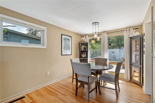 232 Wynnfield Drive, Camillus, NY 13219