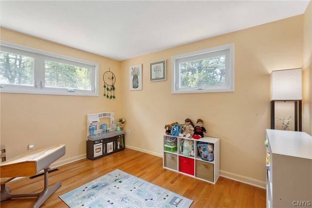 232 Wynnfield Drive, Camillus, NY 13219