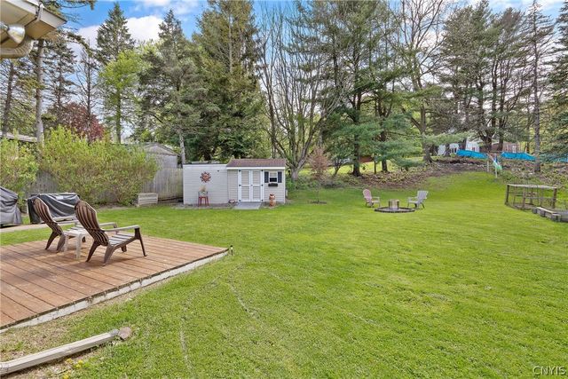 232 Wynnfield Drive, Camillus, NY 13219