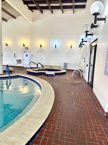 9081 Sunrise Lakes Blvd 113, Sunrise, FL 33322