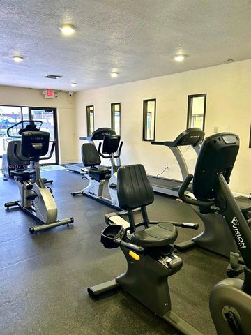 9081 Sunrise Lakes Blvd 113, Sunrise, FL 33322