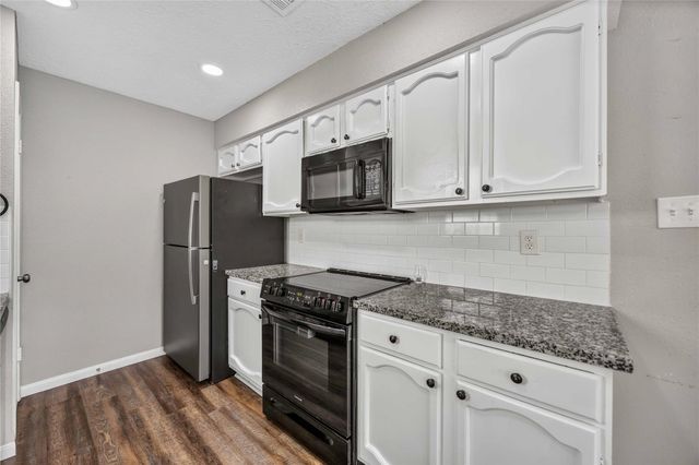 5427 Timpani Drive, Friendswood, TX 77546