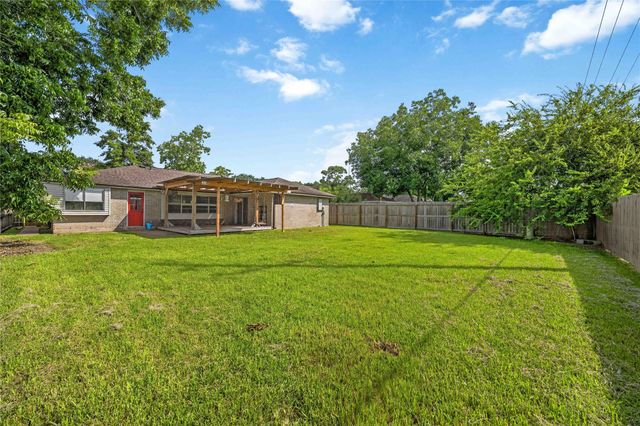 5427 Timpani Drive, Friendswood, TX 77546