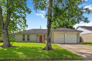 5427 Timpani Drive, Friendswood, TX 77546