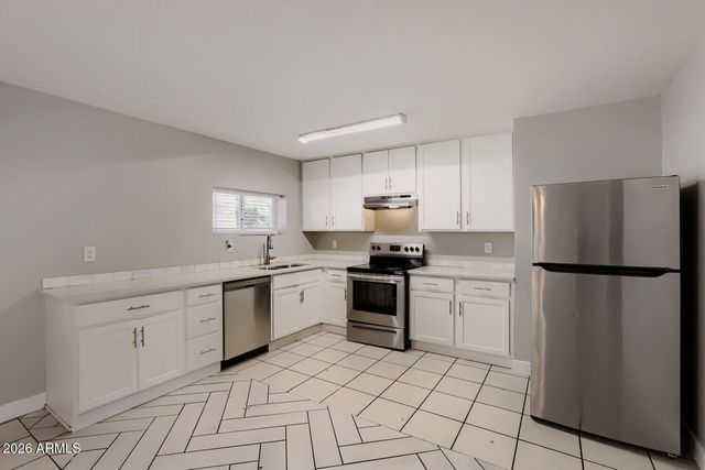 4840 W MULBERRY Drive, Phoenix, AZ 85031