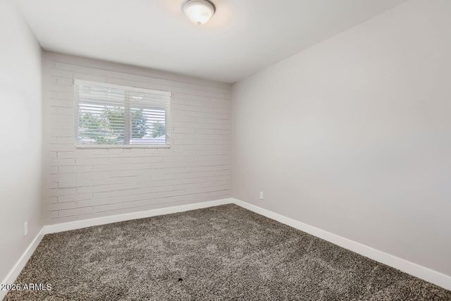 4840 W MULBERRY Drive, Phoenix, AZ 85031