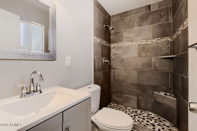 4840 W MULBERRY Drive, Phoenix, AZ 85031