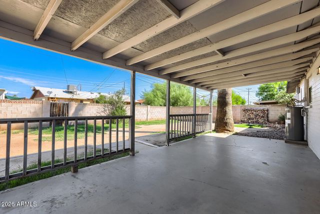 4840 W MULBERRY Drive, Phoenix, AZ 85031