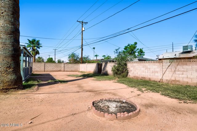 4840 W MULBERRY Drive, Phoenix, AZ 85031