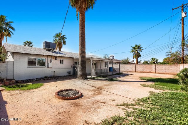 4840 W MULBERRY Drive, Phoenix, AZ 85031