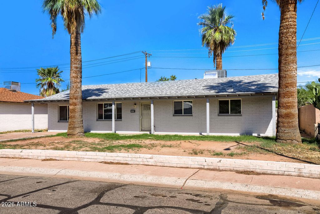 4840 W MULBERRY Drive, Phoenix, AZ 85031 — photo 4