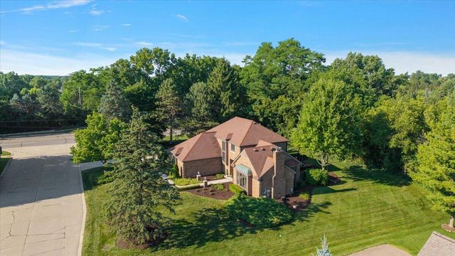 45685 Greenridge Drive, Northville, MI 48167