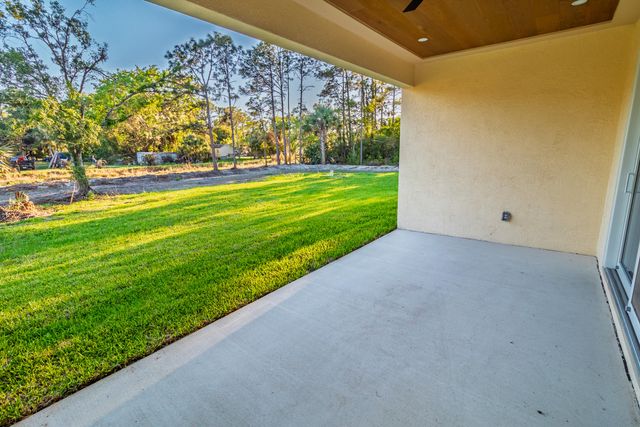 17602 63rd N, The Acreage, FL 33470