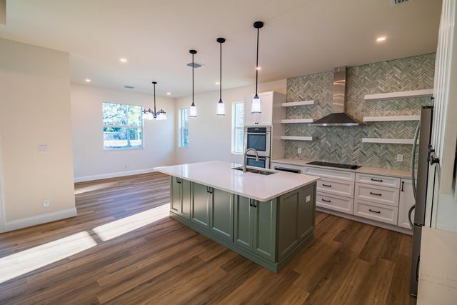 17602 63rd N, The Acreage, FL 33470