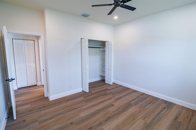 17602 63rd N, The Acreage, FL 33470