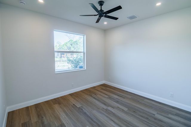 17602 63rd N, The Acreage, FL 33470