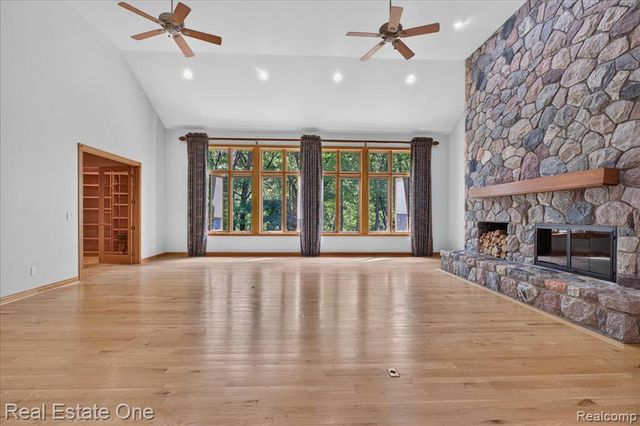 425 Courtney Road, Leonard, MI 48367