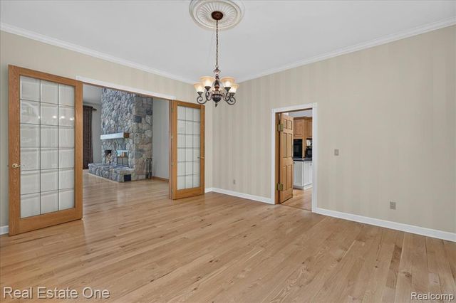 425 Courtney Road, Leonard, MI 48367
