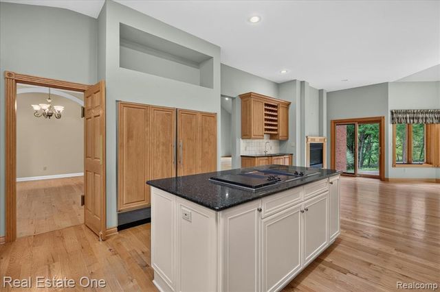425 Courtney Road, Leonard, MI 48367