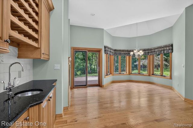 425 Courtney Road, Leonard, MI 48367