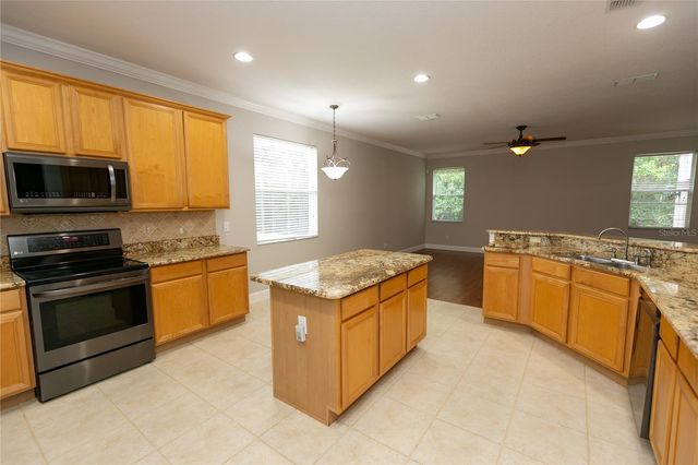 3551 WADING HERON TERRACE, Oviedo, FL 32766