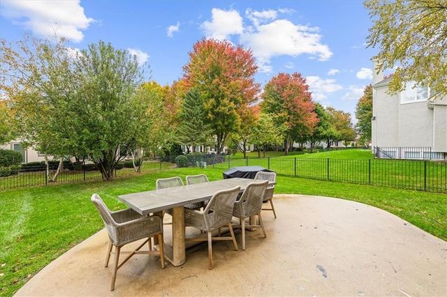 14721 Reeds Street, Overland Park, KS 66223