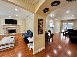 3301 Glenmoor Dr, Sacramento, CA 95827
