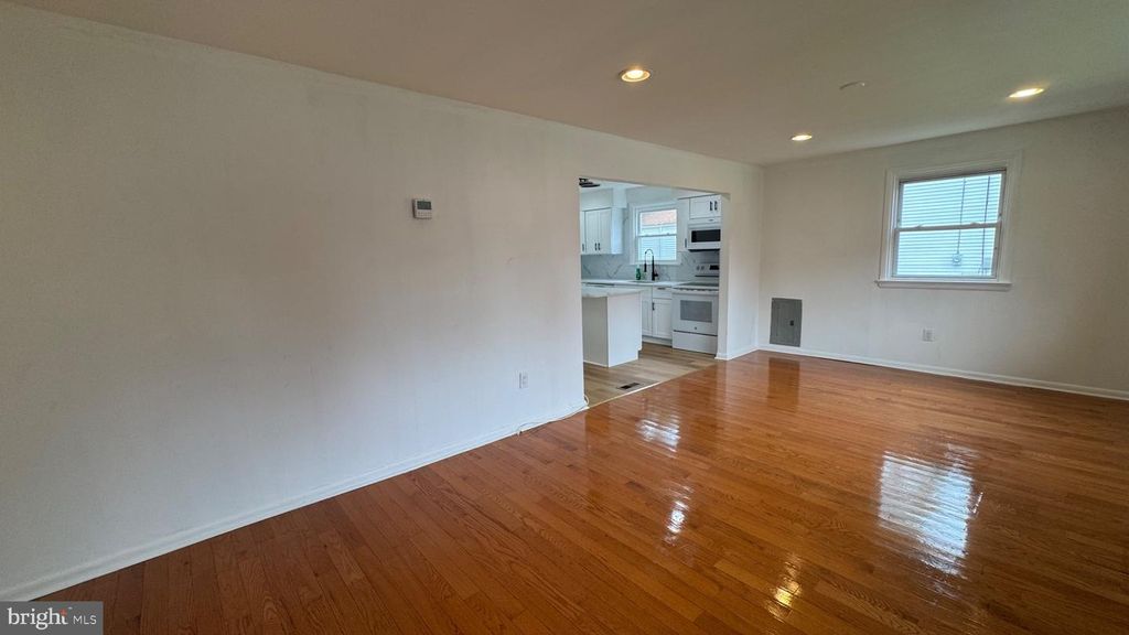 12 FRANCIS ST, WRIGHTSTOWN, NJ 08562 — photo 5