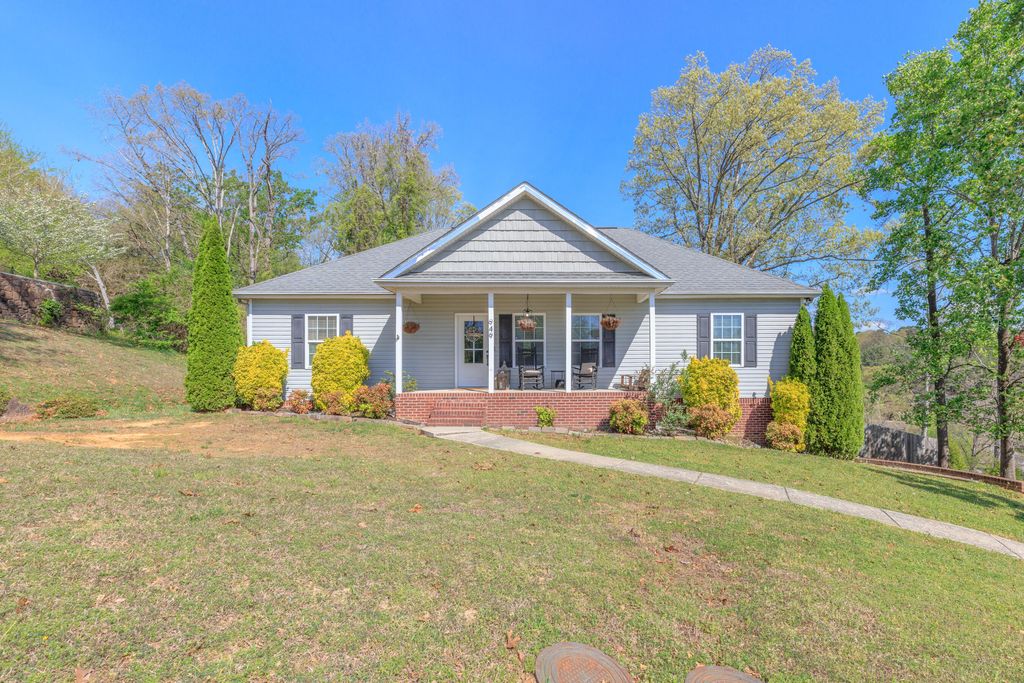 949 Brynwood Drive, Chattanooga, TN 37415
