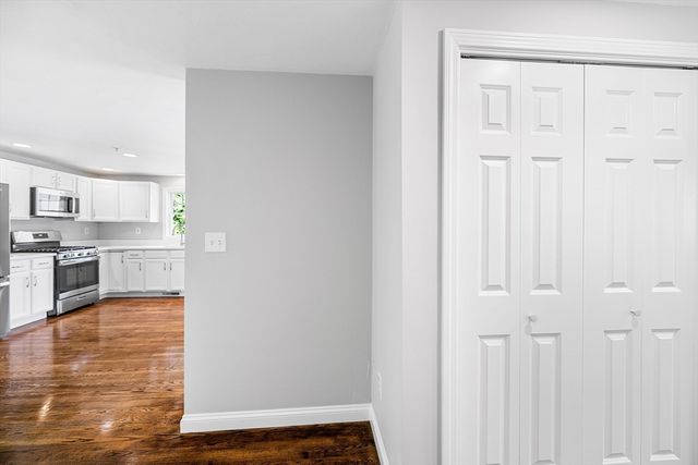 186 Tyngsboro Rd 6, Chelmsford, MA 01863