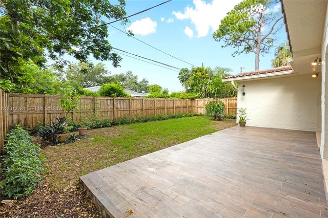 5770 SW 55 Street, Miami, FL 33155