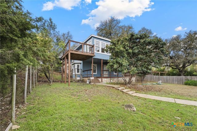 315 N Scenic Loop, Canyon Lake, TX 78133
