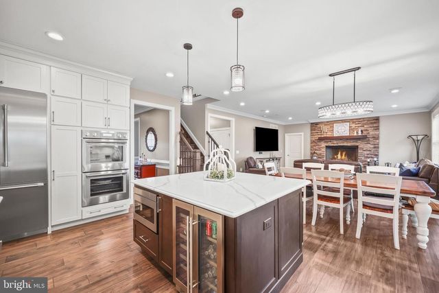 13 FOX RUN, Monroe Twp, NJ 08831