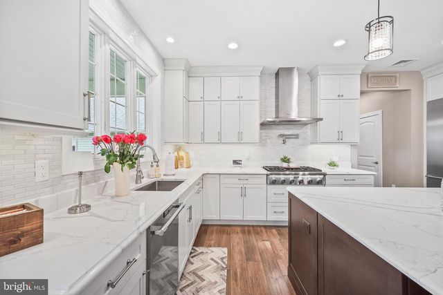 13 FOX RUN, Monroe Twp, NJ 08831