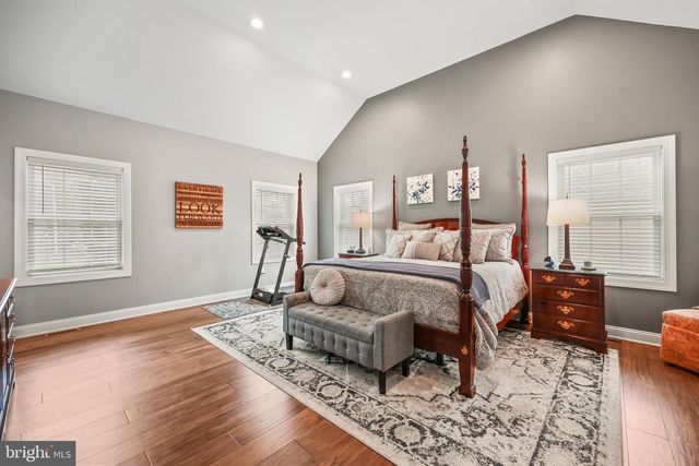 13 FOX RUN, Monroe Twp, NJ 08831