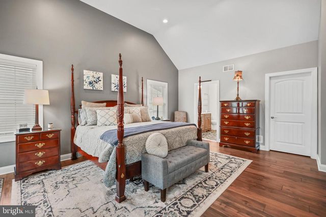 13 FOX RUN, Monroe Twp, NJ 08831