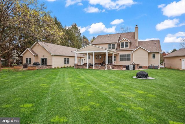 13 FOX RUN, Monroe Twp, NJ 08831