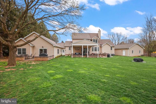 13 FOX RUN, Monroe Twp, NJ 08831