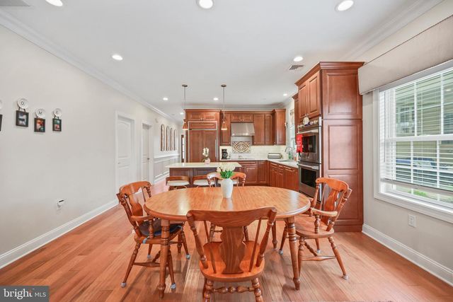 13 FOX RUN, Monroe Twp, NJ 08831