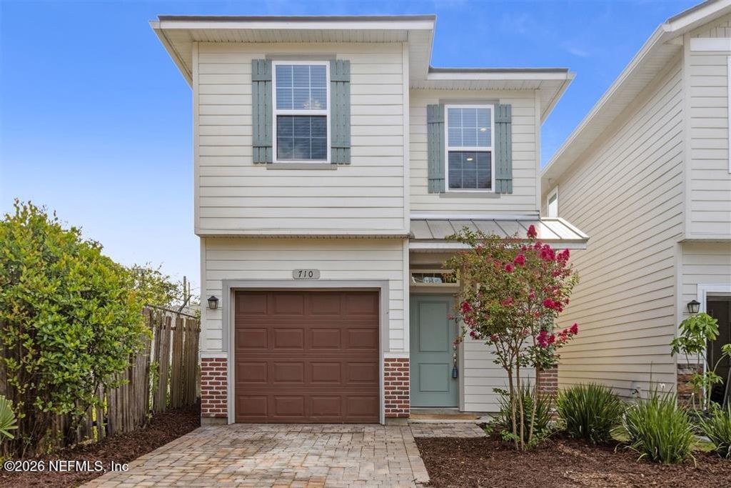 710 S 7TH Street, Fernandina Beach, FL 32034