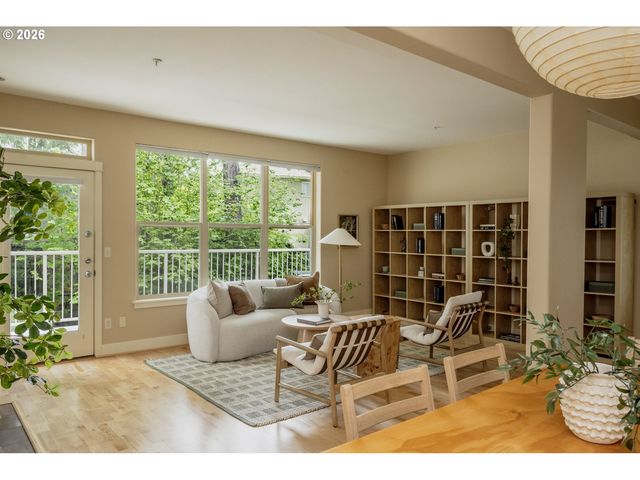 1998 Ne 50TH Way, Hillsboro, OR 97124
