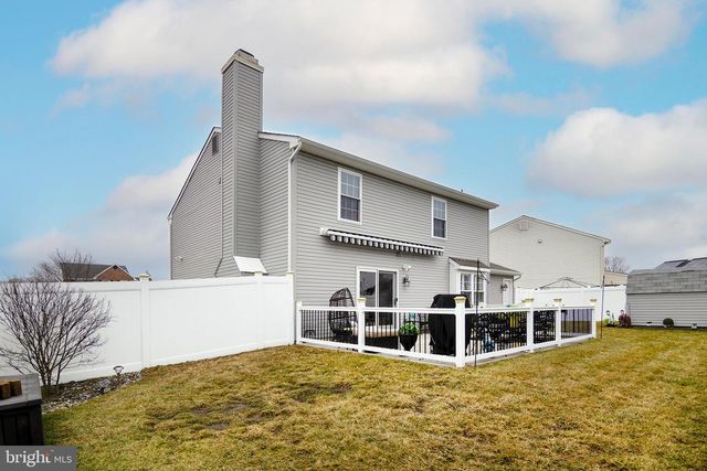 2 SLEEPY HOLLOW CT, Sicklerville, NJ 08081