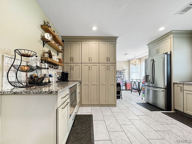 818 53rd E, Tuscaloosa, AL 35404