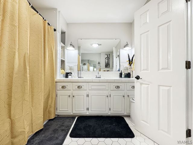 818 53rd E, Tuscaloosa, AL 35404