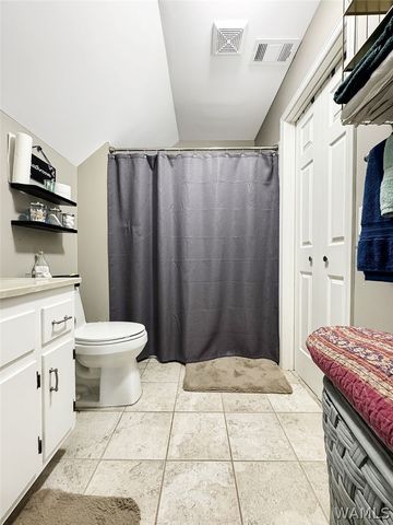 818 53rd E, Tuscaloosa, AL 35404