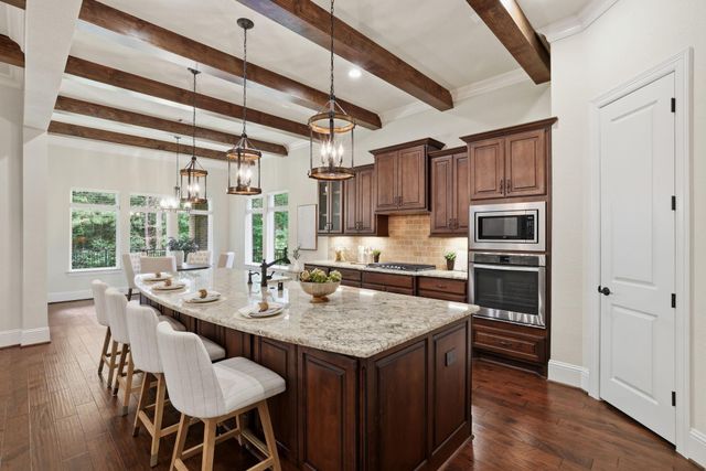 137 Sanderling Lane, Montgomery, TX 77316