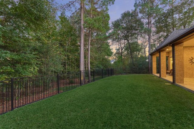 137 Sanderling Lane, Montgomery, TX 77316